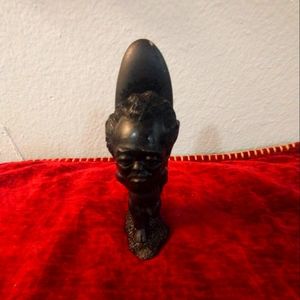 Vintage Hawaiian Lava Starue